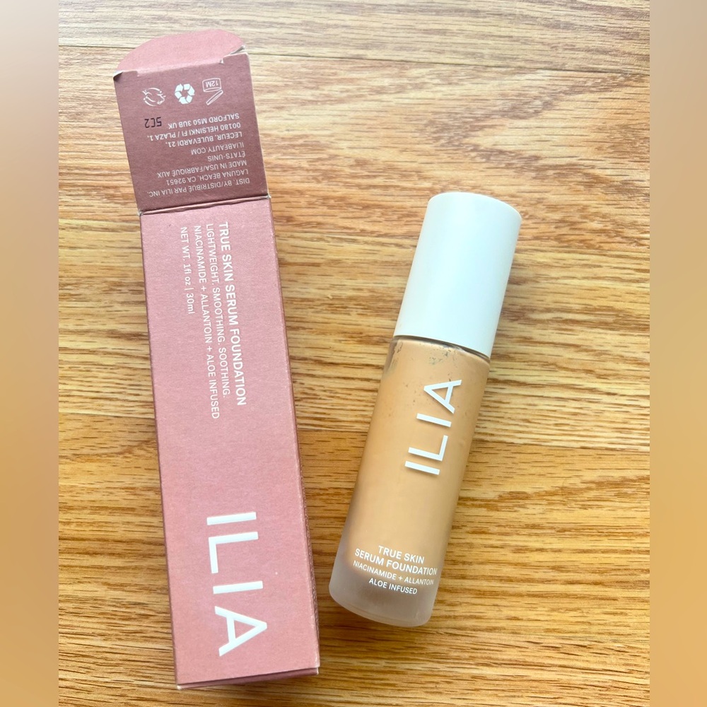 ILIA True Skin Serum Foundation - Molokai 2.5